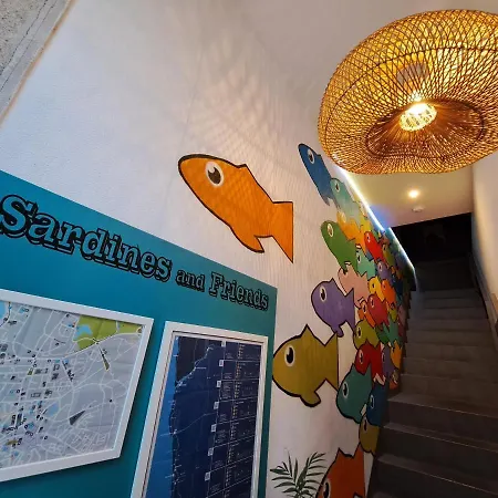 Sardines And Friends 04 بيت شباب بوفوُ جي فارزيم